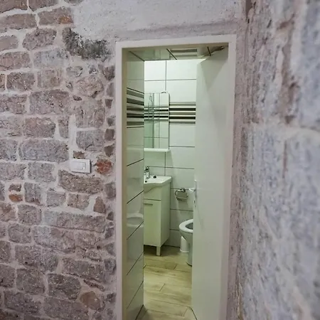 Apartment Studio In The Old City Of