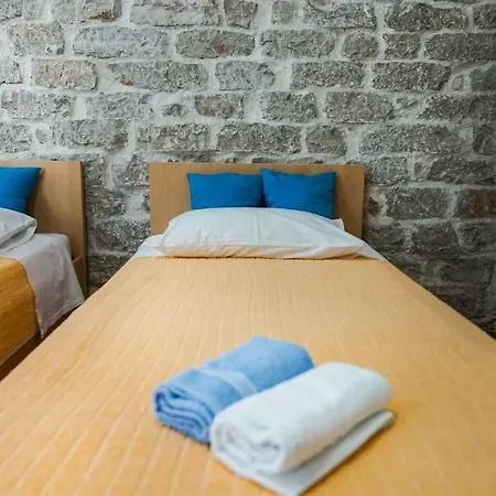 Apartman In The Old Of